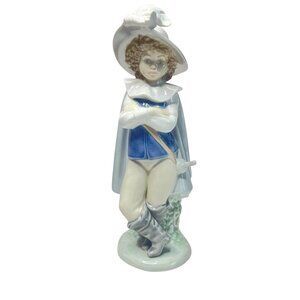 Lladro NAO Boy Musketeer Swordsman Figurine Feather Hat 1987
